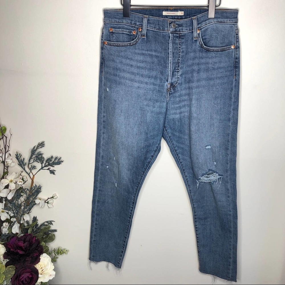 LEVI'S Wedgie Skinny High Rise Distressed Jeans U4 - Picture 2 of 6